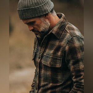 Taylor Stitch The Explorer Shirt in Tan Plaid Size 38 / Small